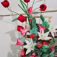 سبد گل مصنوعی