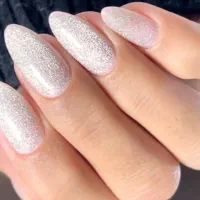 تخفیف ویژه آموزش کاشت ناخن و کراتین