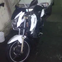 آپاچی 180
