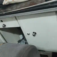 میز فلزی سالم