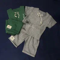تیشرت و شلوارک