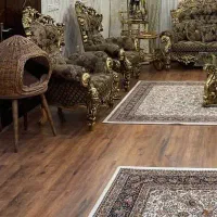 لانه گربه با سه پایه چوبی