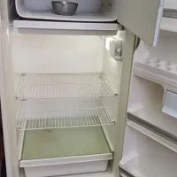 فروشنده و خریدار یخچال سوخته وفرسوده