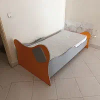 تخت ی نفره باتشک