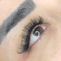 اکستنشن و کاشت مژه