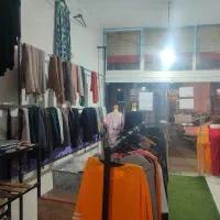 مغازه لباس فروشی در فارسان