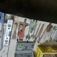 تعدادی ابزار الات فروش فوری