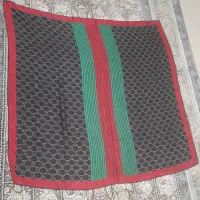 روسری  و فرش جنس خوب نو|لباس|شاهین‌شهر, عطار|دیوار