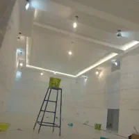 نقاشی و رنک کاری و لکه گیری گچ|خدمات پیشه و مهارت|قم, زند آباد|دیوار