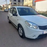 ساندرو مدل ۹۶ کم کار