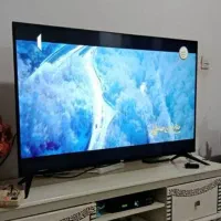 تلویزیون ال ای دی دوماه استفاده شده