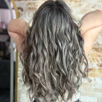 رنگ ولایت
