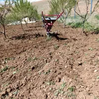 تیلرزنی،،خاک‌ورزی باغ.گلخانه