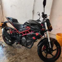 بنلی ۲۵۰ بشدت تمیز