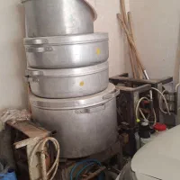 مقداری وسایل آشپزی به فروش می‌رسد  قیمت توافقی