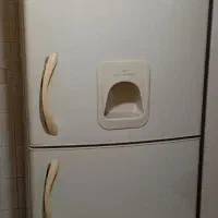 دو عدد یخچال فریزر الکترو استیل