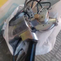 یک عدد قیچی برقی ژاپن اصل اصلا استفاده نشده به شرط