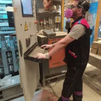 انجام تعمیرات برق دستگاه‌های صنعتی و کشاورزی|خدمات پیشه و مهارت|رشت, فلسطین|دیوار