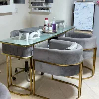 فروش چند میز صندلی ناخن