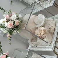 تزیین بله برون   و و اجاره طبق شیشه ای ومخمل