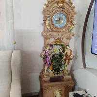 ساعت ایستاده آب نما