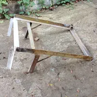 پایه آهنی کولر پنجره ای