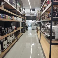 استخدام نیرو خدماتی