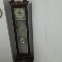 یک عدد ساعت یک عدد ویترین