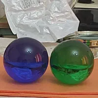 گوی کریستال یک تیکه