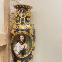 گلدان لوکس زیر قیمت بدون مشابه همراه پایه ورسای