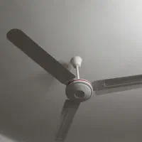 پنکه سقفی تمیز و سالم