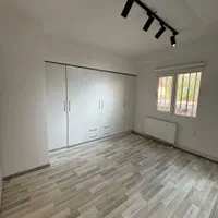 آپارتمان ۸۴متری فول شهرک ابریشم (املاک برتر)|فروش آپارتمان|چهارباغ, |دیوار