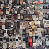 کلکسیون موبایل قدیمی|کلکسیون اشیاء عتیقه|تهران, شهرک رضویه|دیوار