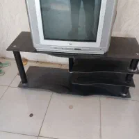 فروش تلویزیون ال جی با میز تلویزیون