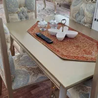 میز غذا خوری چهار نفره