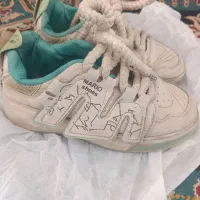 کفش همه سایز در حد نو