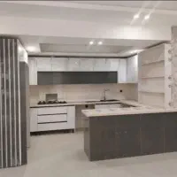 برج مدرن فول امکانات دریاچه