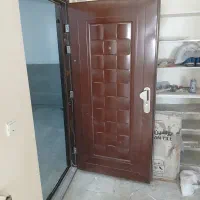 یک عدد درب ورودی واحد چپ باز شود با آکاردونی|مصالح و تجهیزات ساختمان|تهران, شهرک شهید باقری|دیوار