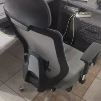 صندلی مدیریتی کادینو مدل پشت توری vip