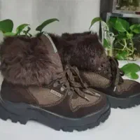 نیم بوت یخ شکن کوهنوردی