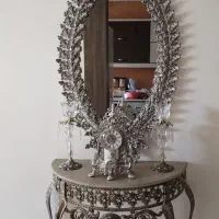 آینه و شمعدان، میز تلویزیون، میز آرایش