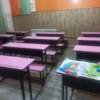 نیمکت دانش آموز