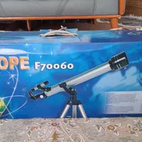 «تلسکوپ f70060 سالم و کامل ـ آماده استفاده»
