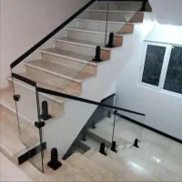 طراحی و نصب انواع نرده های شیشه‌ای و سیم بکسلی