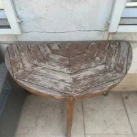 میز نیم دایره چوبی