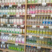 واگذاری فوری مغازه عطاری با تمام اجناس و تجهیزات