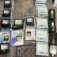 پروژکتور و لامپ