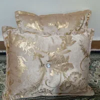 کوسن کرم طلایی مخمل