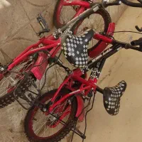 دو دستگاه دوچرخه سایز ۱۶ BMX در حد نو.سالم.