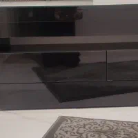 میز زیر تلوزیون